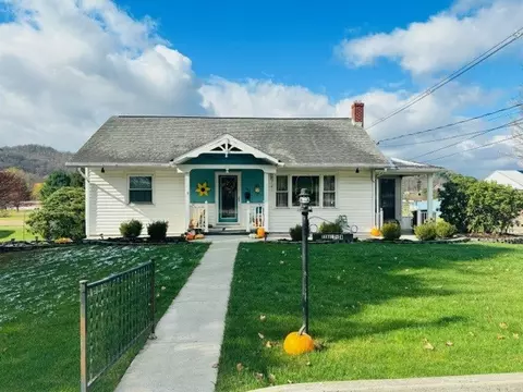 400 Thomas St, Meyersdale, PA 15552