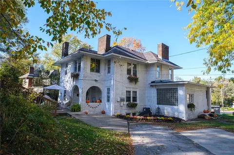 9116 Frankstown Rd, Pittsburgh, PA 15235