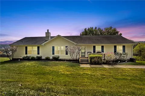 700 5th Ave, Waynesburg, PA 15370