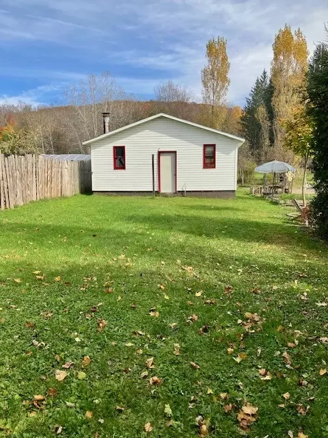 1268 Centennial Dr, Windber, PA 15963 photo 21