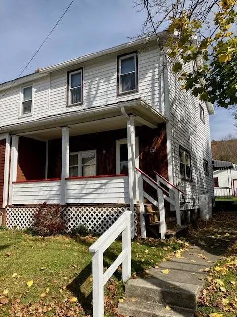 1268 Centennial Dr, Windber, PA 15963