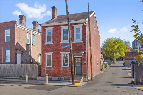 4508 Lawrence St, Pittsburgh, PA 15201