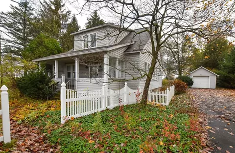 301 Saxonburg Blvd, Saxonburg, PA 16056