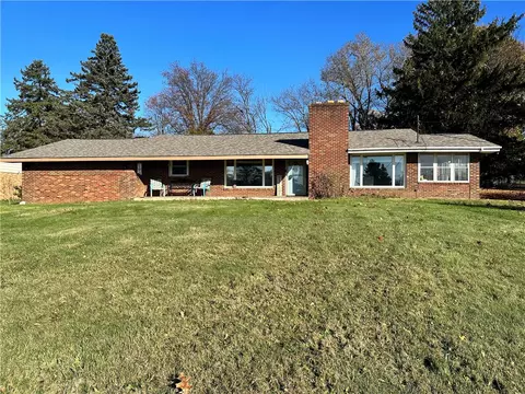 180 Ellie Dr, Beaver, PA 15009