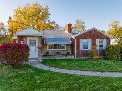 333 Crestnol Dr, Pittsburgh, PA 15237