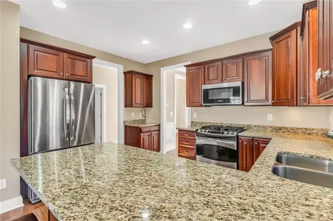1004 Torrey Pine Dr, Mars, PA 16046 photo 4