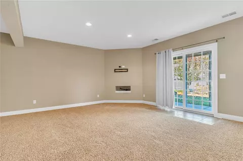 1004 Torrey Pine Dr, Mars, PA 16046 photo 45