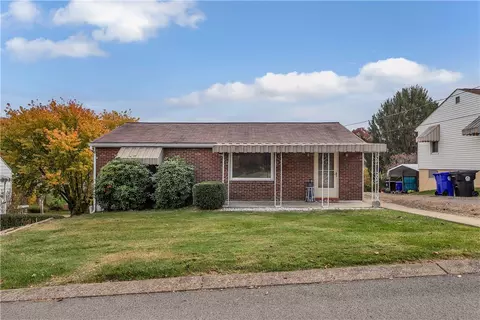 1255 Chestnut St, Monaca, PA 15061