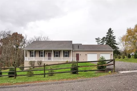 118 Edgewood Dr, Harmony, PA 16037