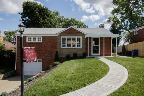 617 Elaine Dr, Pittsburgh, PA 15236