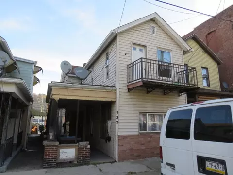 732 Fallowfield Ave, Charleroi, PA 15022