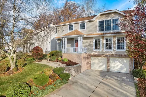402 Pebble Creek Dr, Cranberry Township, PA 16066