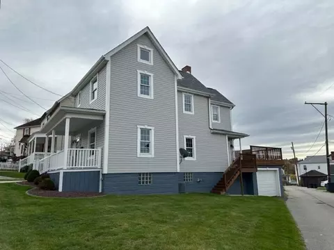 512 6th St, Irwin, PA 15642 photo 4