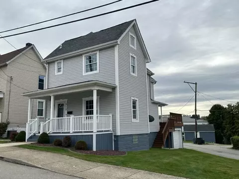 512 6th St, Irwin, PA 15642 photo 3