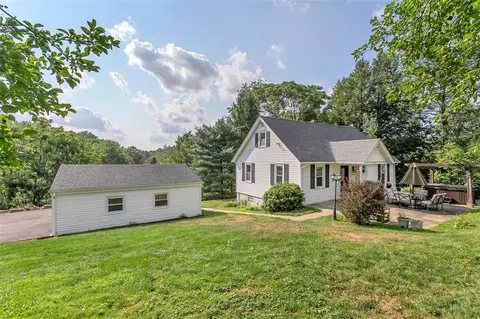 522 Burnside Rd, Mcdonald, PA 15057