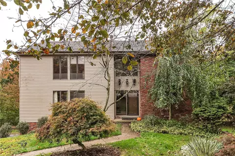 3575 W Windover Ct, Murrysville, PA 15668