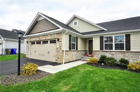 762 Oliver St, Harmony, PA 16037