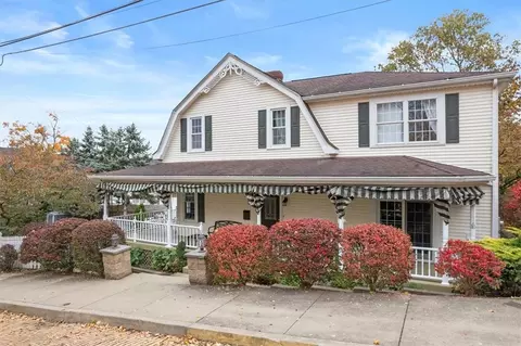 807 Ferree St, Coraopolis, PA 15108 photo 2