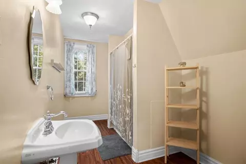 807 Ferree St, Coraopolis, PA 15108 photo 23