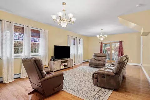 807 Ferree St, Coraopolis, PA 15108 photo 21