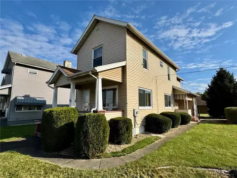 1329 Pennsylvania Ave, New Castle, PA 16101