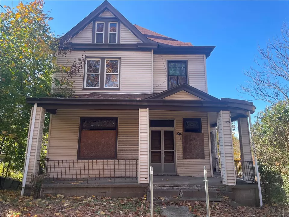 19 Carrick Ave, Pittsburgh, PA 15210 17 Photos Movoto