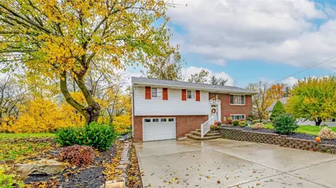 473 Cecil Henderson Rd, Canonsburg, PA 15317