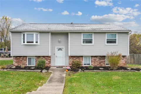 300 Mifflin Hills Dr, West Mifflin, PA 15122