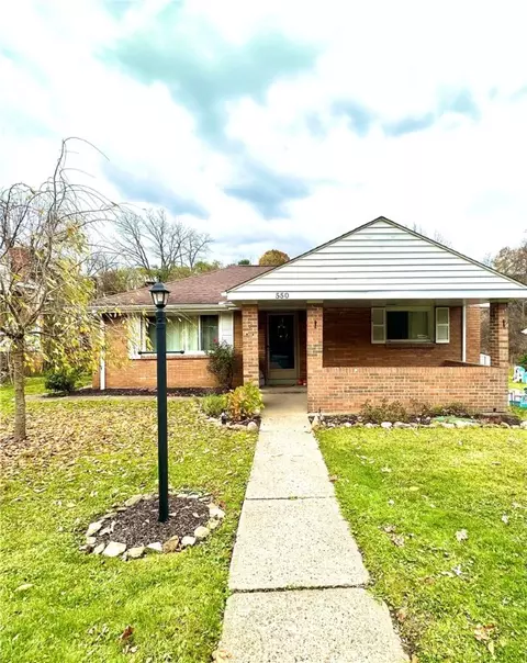 550 Sells Ln, Greensburg, PA 15601