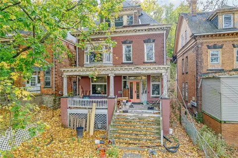 1302 Singer Pl, Pittsburgh, PA 15221