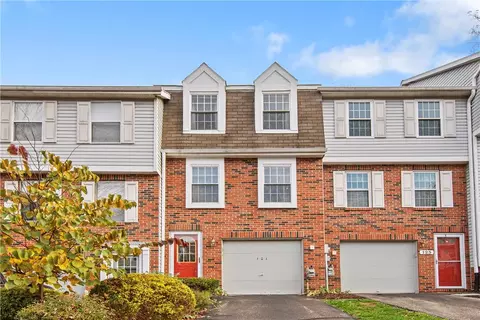 121 Rossmor Ct, Pittsburgh, PA 15229