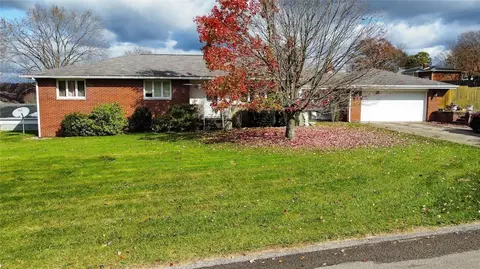 113 Maple St, West Leechburg, PA 15656