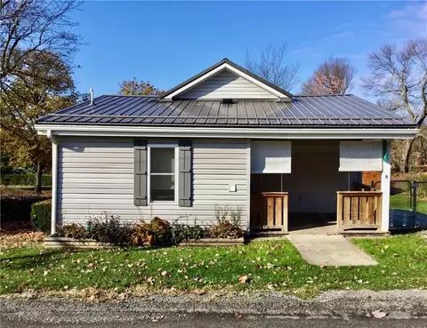 119 Lower Troy Hill Rd, Kittanning, PA 16201