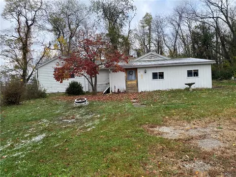 140 Balsinger Rd, Uniontown, PA 15401