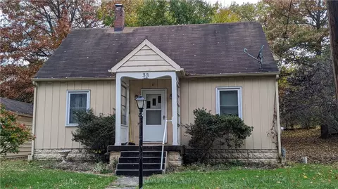 33 Bank St, Fredericktown, PA 15333