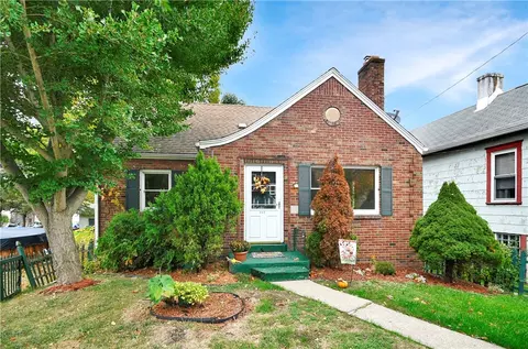 237 Latimer Ave, Strabane, PA 15363