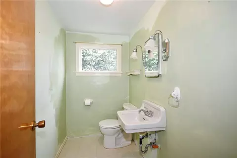237 Latimer Ave, Strabane, PA 15363 photo 24