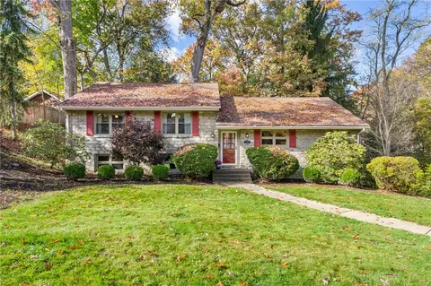 739 Eighth St, Oakmont, PA 15139