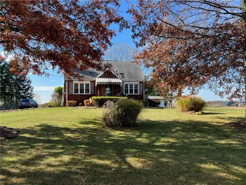 355 Zeigler Rd, Rochester, PA 15074