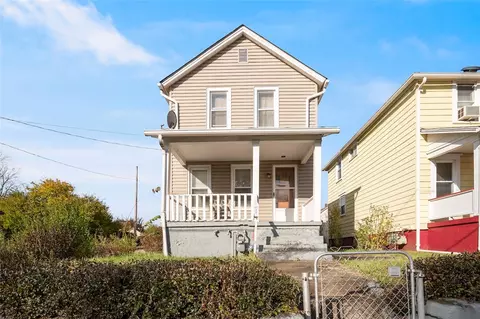 301 Wykes St, Aliquippa, PA 15001