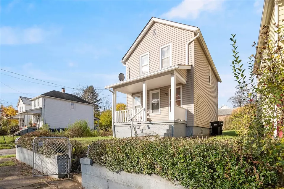  301 Wykes St, Aliquippa, PA 15001 photo 21
