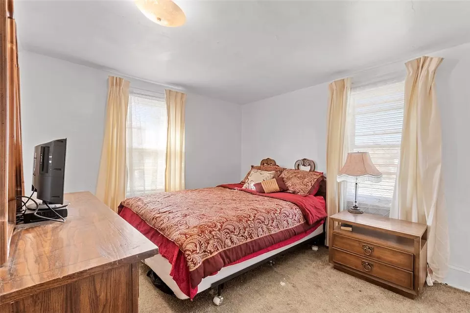  301 Wykes St, Aliquippa, PA 15001 photo 12