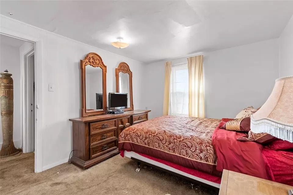  301 Wykes St, Aliquippa, PA 15001 photo 10