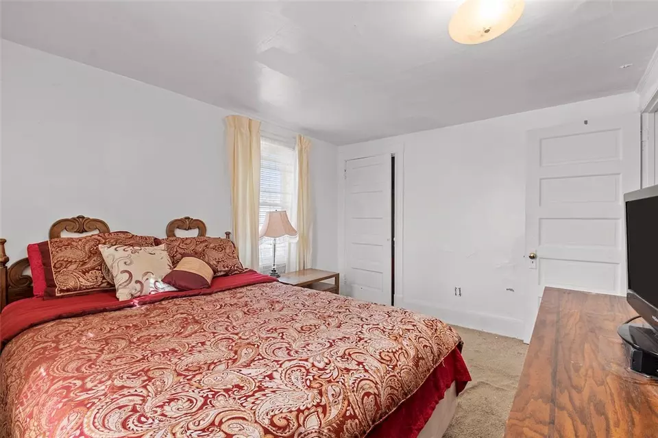  301 Wykes St, Aliquippa, PA 15001 photo 11