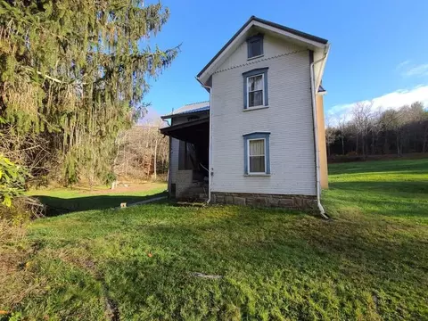 792 Lower Mudlic, New Bethlehem, PA 16242