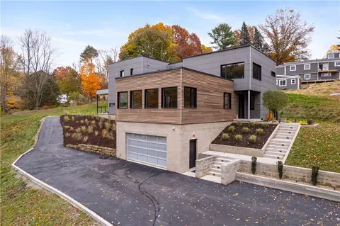630 Wexford Bayne Rd, Wexford, PA 15090