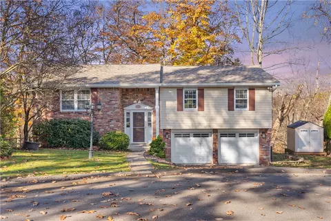 112 Hidden Valley Cir, Pittsburgh, PA 15237
