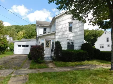 734 W Elm St, Titusville, PA 16354