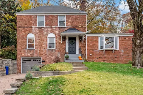 241 Constitution Dr, Pittsburgh, PA 15236