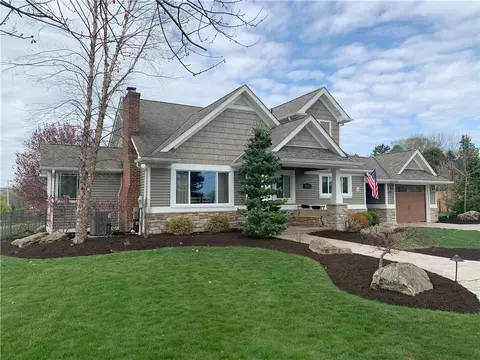 3132 Siler Dr, Finleyville, PA 15332